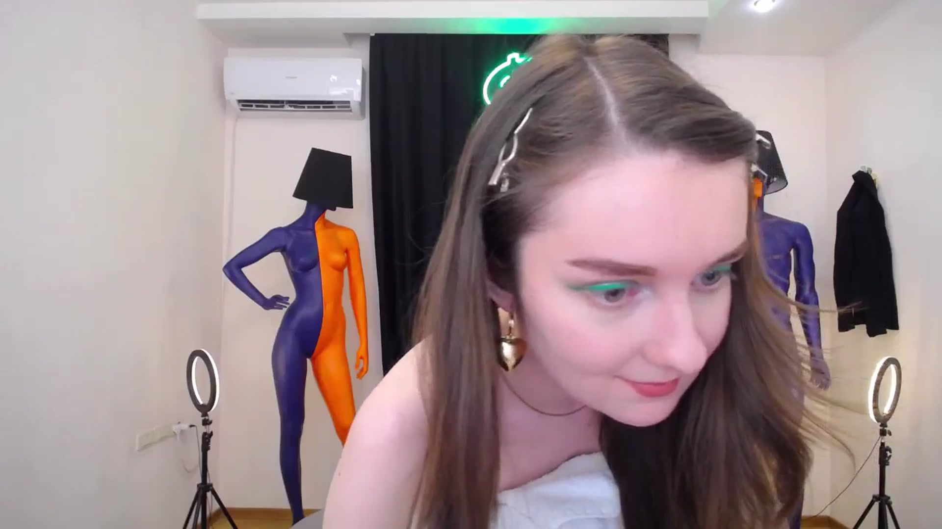 Gallery image thumbnail from Milim_Nava's myfreecams stream on, 06/20/2024, 13:42 image 8 of 20