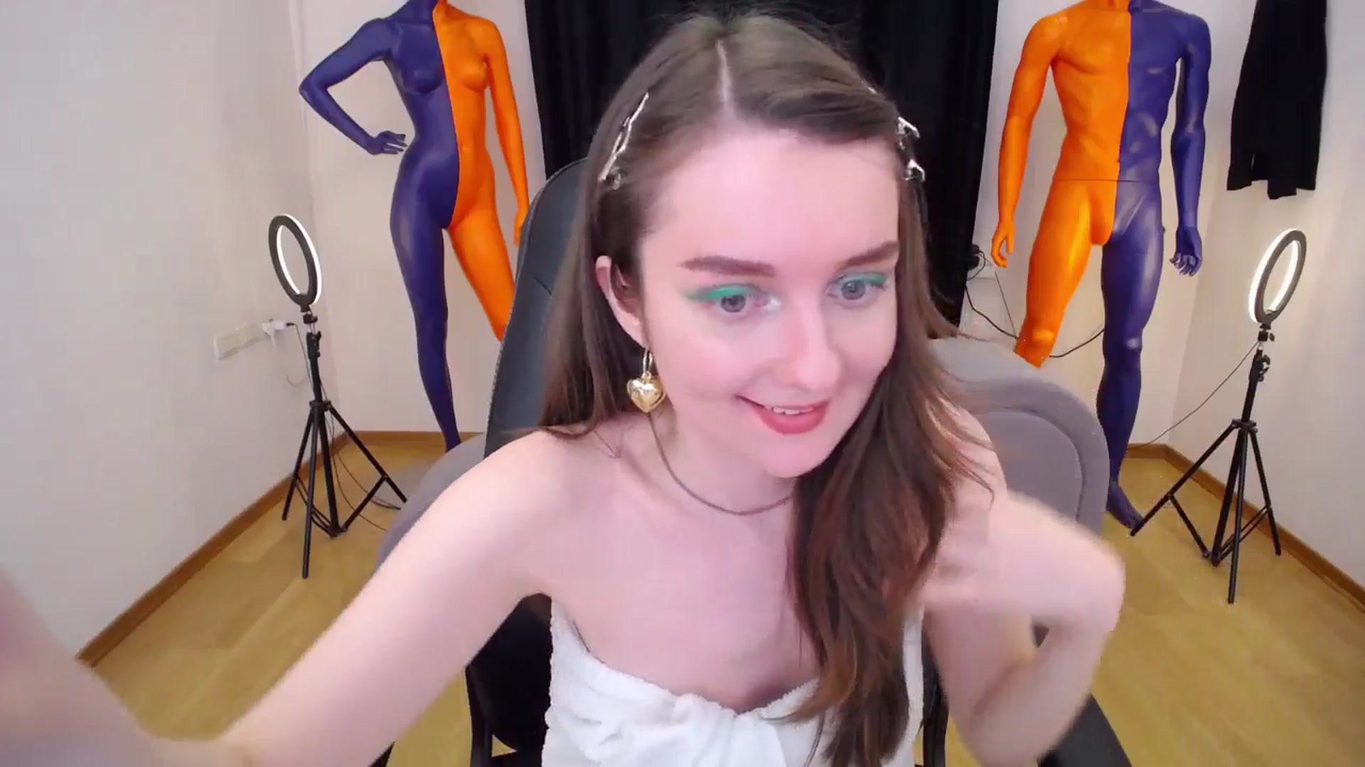 Gallery image thumbnail from Milim_Nava's myfreecams stream on, 06/20/2024, 13:42 image 14 of 20