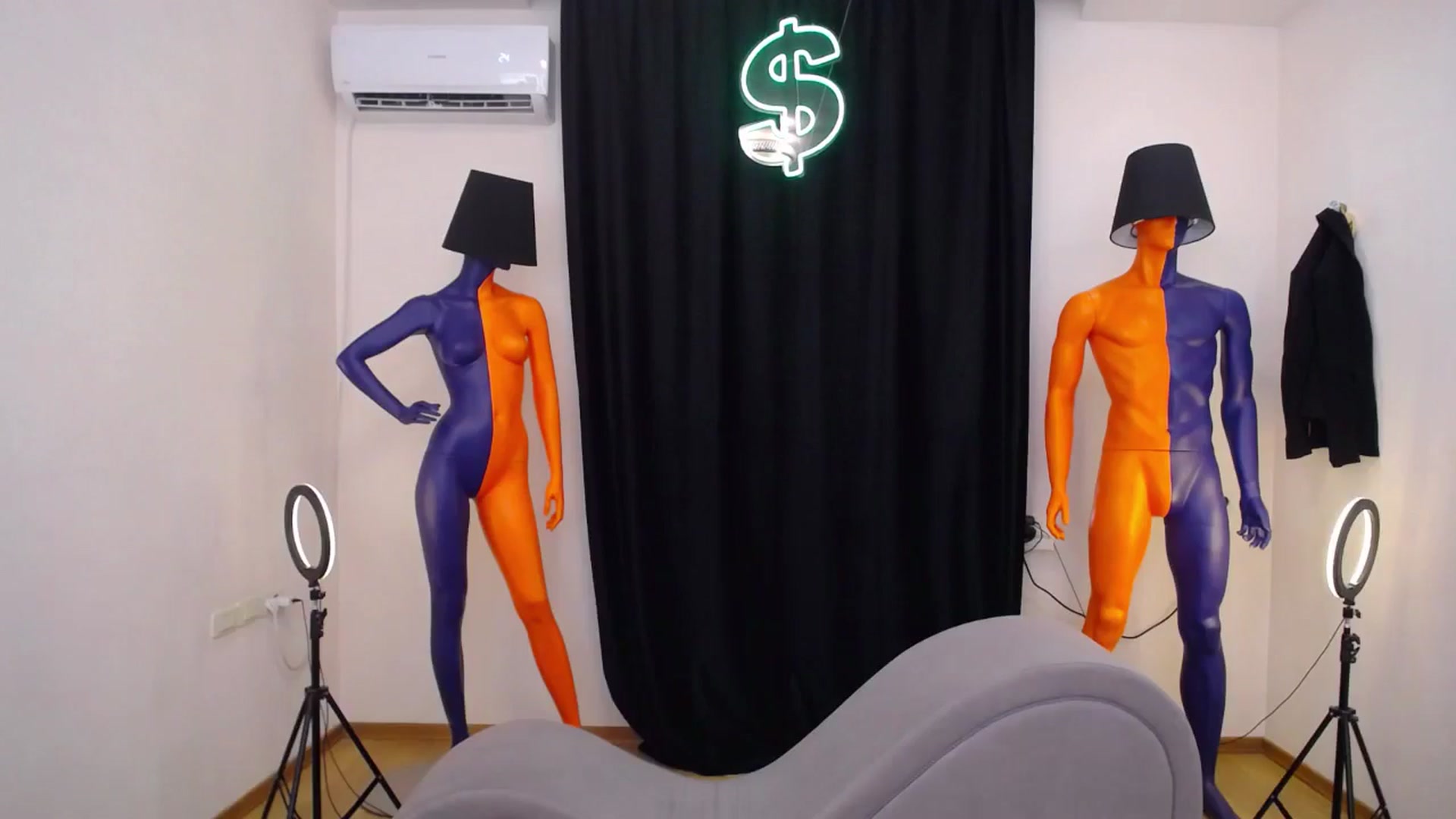 Gallery image thumbnail from Milim_Nava's myfreecams stream on, 06/20/2024, 14:17 image 17 of 20