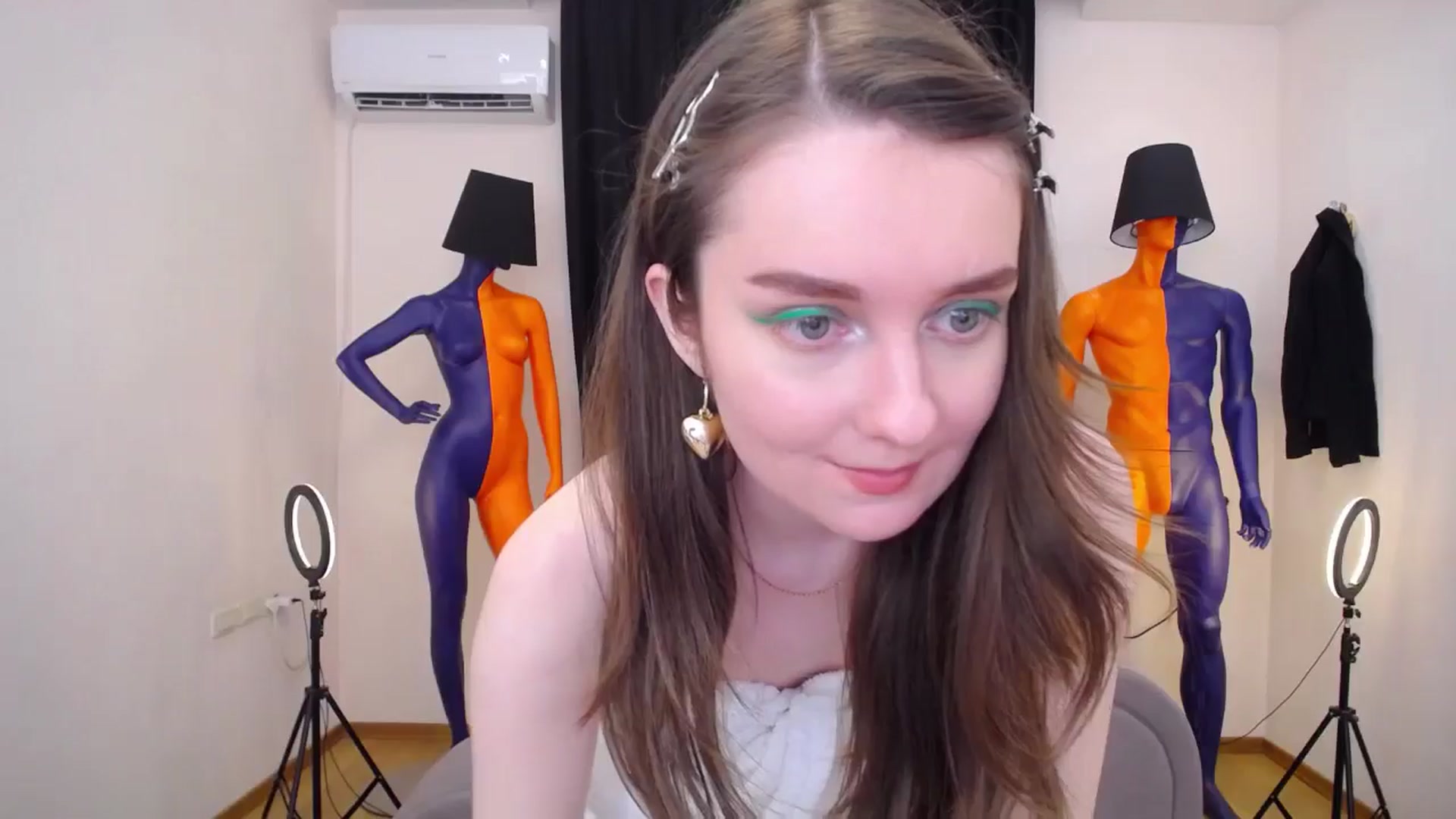 Gallery image thumbnail from Milim_Nava's myfreecams stream on, 06/20/2024, 14:17 image 15 of 20