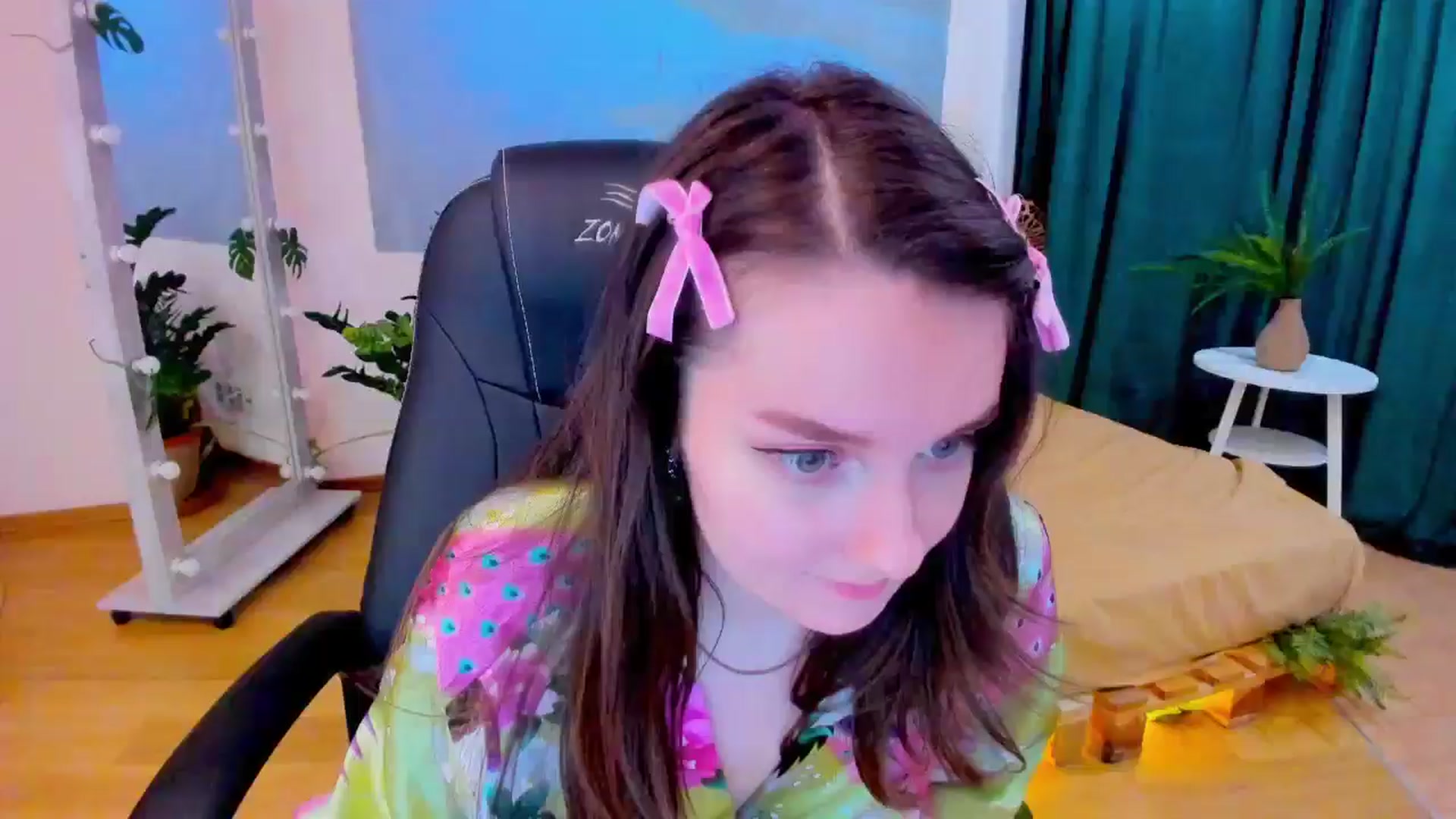 Gallery image thumbnail from Milim_Nava's myfreecams stream on, 06/21/2024, 14:12 image 17 of 20