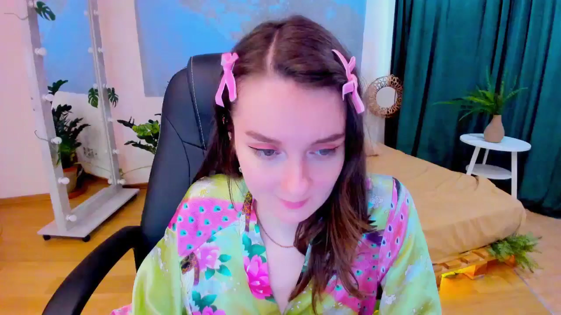 Gallery image thumbnail from Milim_Nava's myfreecams stream on, 06/21/2024, 14:12 image 5 of 20
