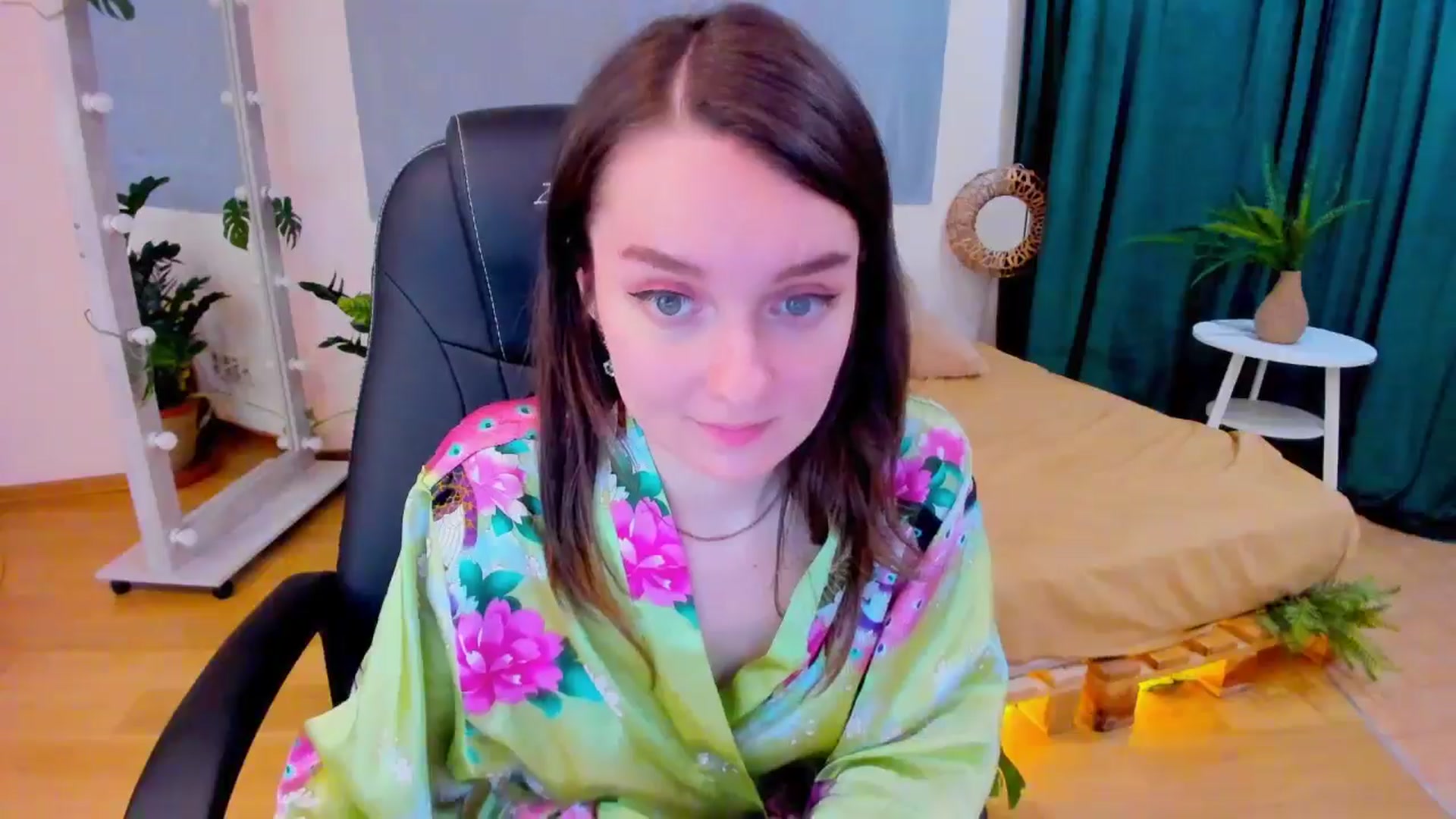 Gallery image thumbnail from Milim_Nava's myfreecams stream on, 06/21/2024, 16:00 image 16 of 20