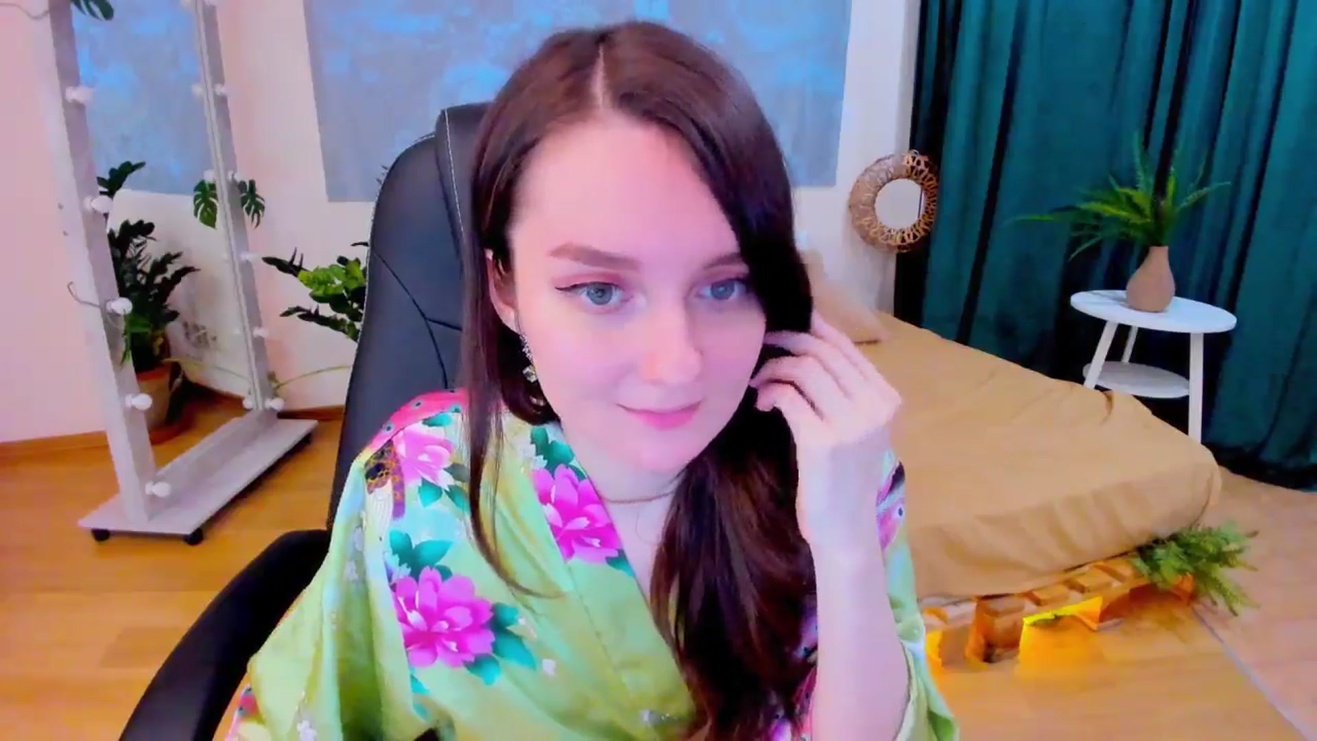 Gallery image thumbnail from Milim_Nava's myfreecams stream on, 06/21/2024, 16:00 image 10 of 20