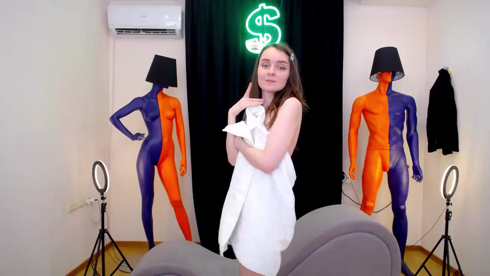 Gallery image thumbnail from Milim_Nava's myfreecams stream on, 06/22/2024, 09:47 image 16 of 20