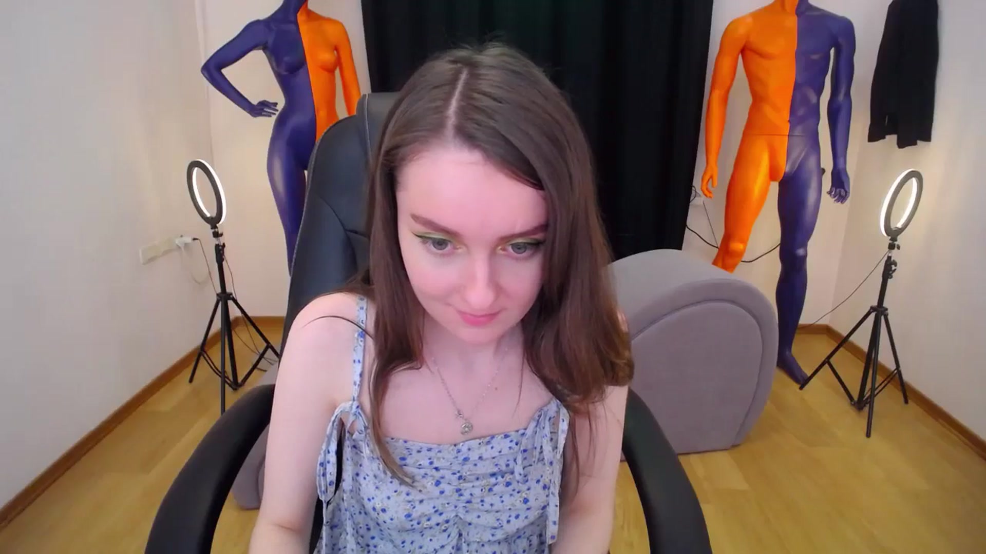 Gallery image thumbnail from Milim_Nava's myfreecams stream on, 06/24/2024, 07:34 image 16 of 20
