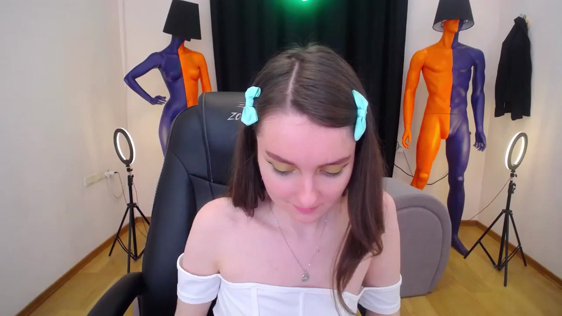 Gallery image thumbnail from Milim_Nava's myfreecams stream on, 06/24/2024, 09:50 image 17 of 20