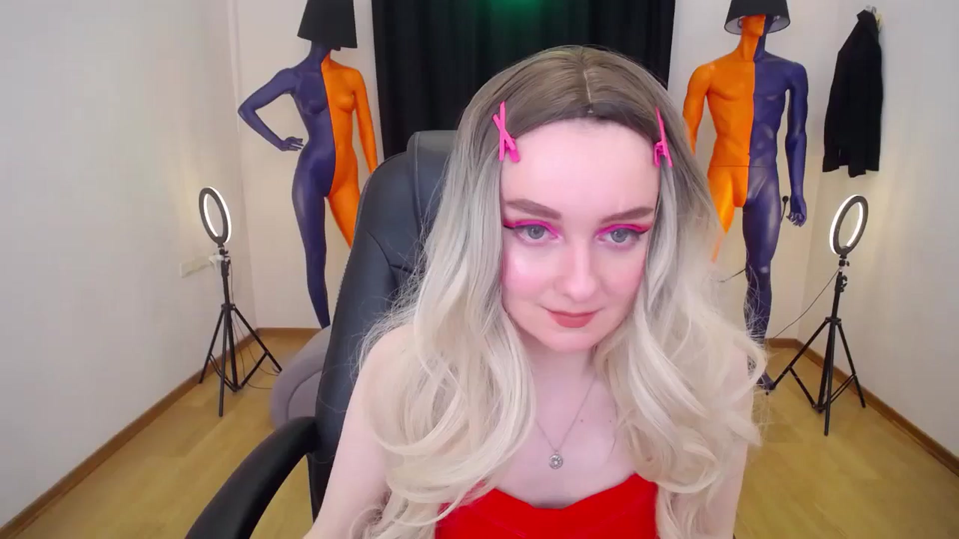 Gallery image thumbnail from Milim_Nava's myfreecams stream on, 06/25/2024, 18:47 image 9 of 20