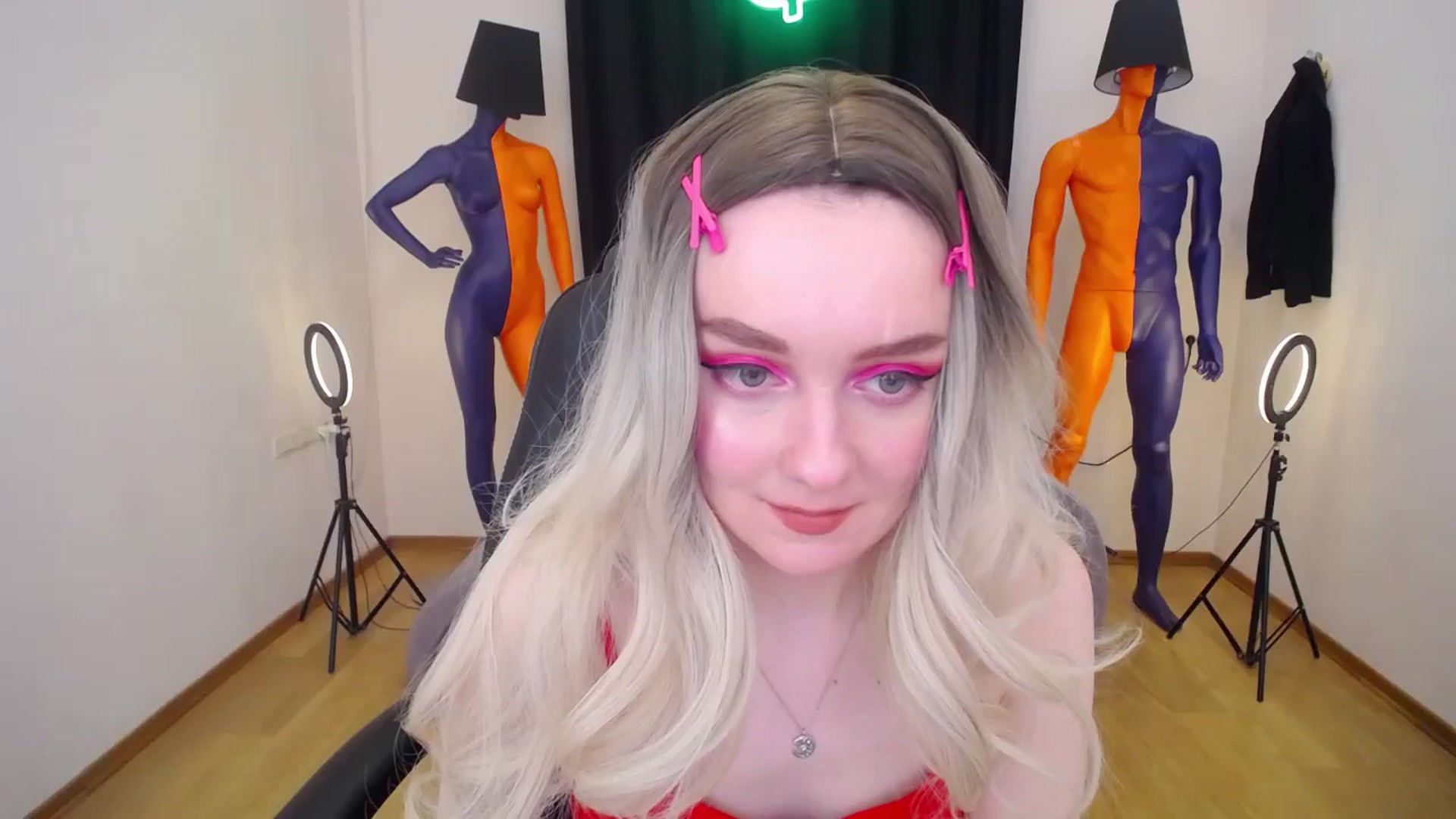 Gallery image thumbnail from Milim_Nava's myfreecams stream on, 06/25/2024, 18:47 image 3 of 20