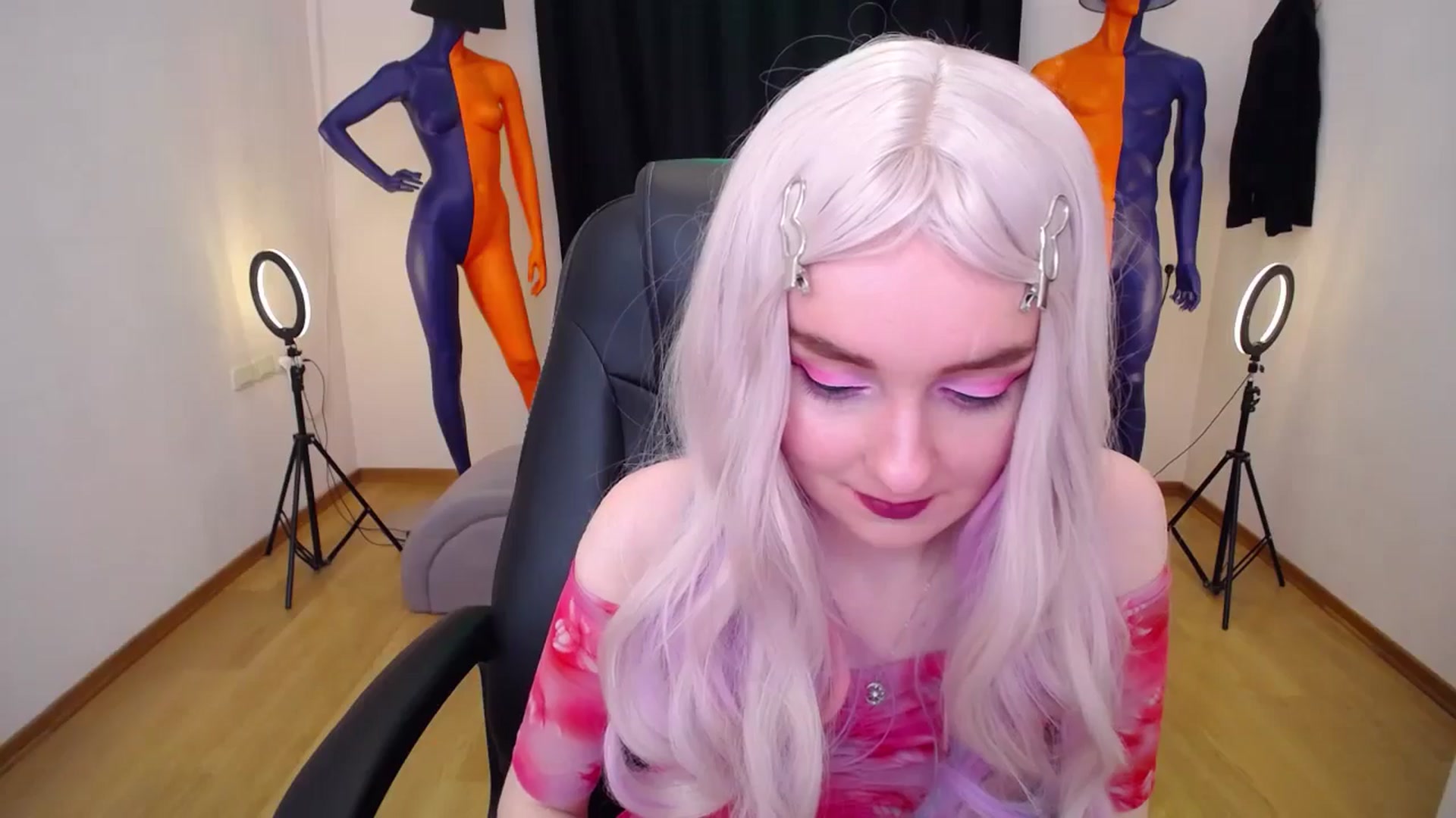 Gallery image thumbnail from Milim_Nava's myfreecams stream on, 06/26/2024, 19:32 image 7 of 20
