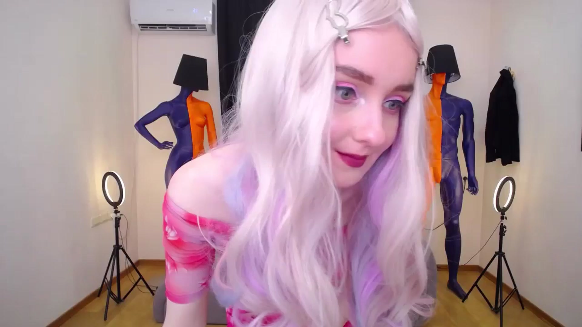 Gallery image thumbnail from Milim_Nava's myfreecams stream on, 06/26/2024, 19:32 image 13 of 20