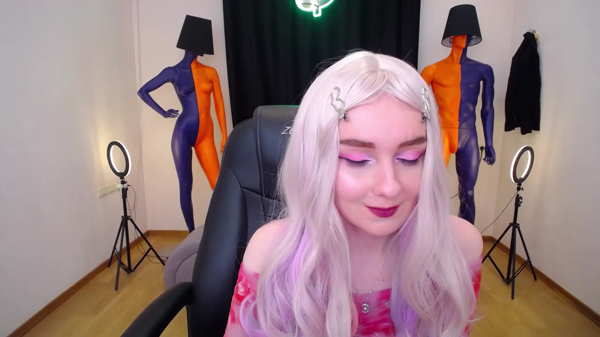 Gallery image thumbnail from Milim_Nava's myfreecams stream on, 06/26/2024, 19:32 image 15 of 20