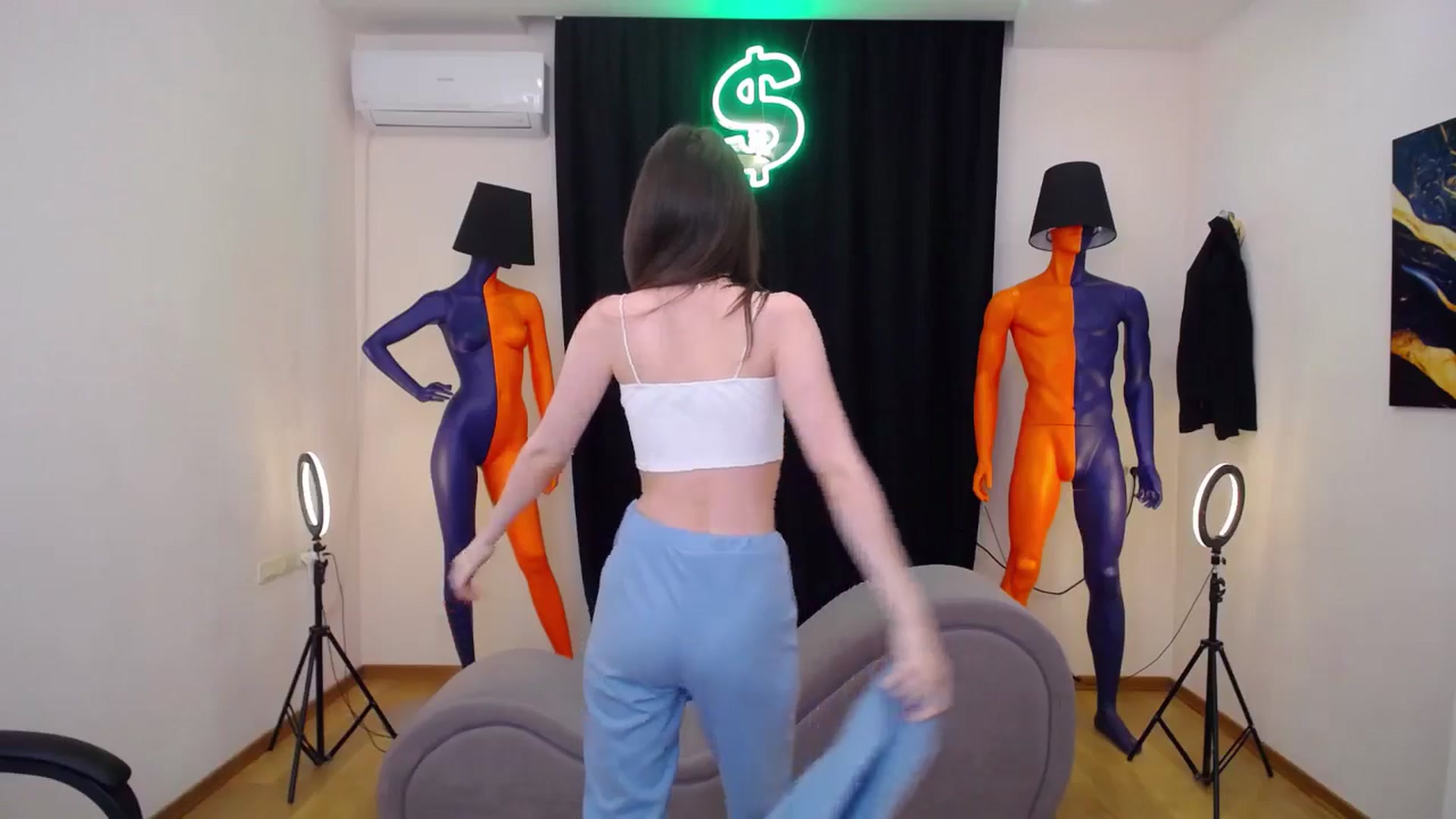 Gallery image thumbnail from Milim_Nava's myfreecams stream on, 06/28/2024, 14:00 image 15 of 20