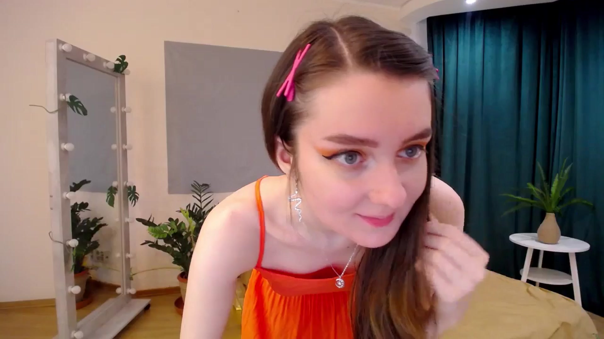 Gallery image thumbnail from Milim_Nava's myfreecams stream on, 06/29/2024, 10:35 image 16 of 20