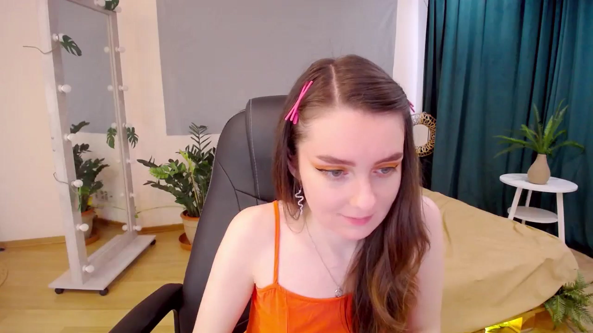 Gallery image thumbnail from Milim_Nava's myfreecams stream on, 06/29/2024, 12:12 image 14 of 20