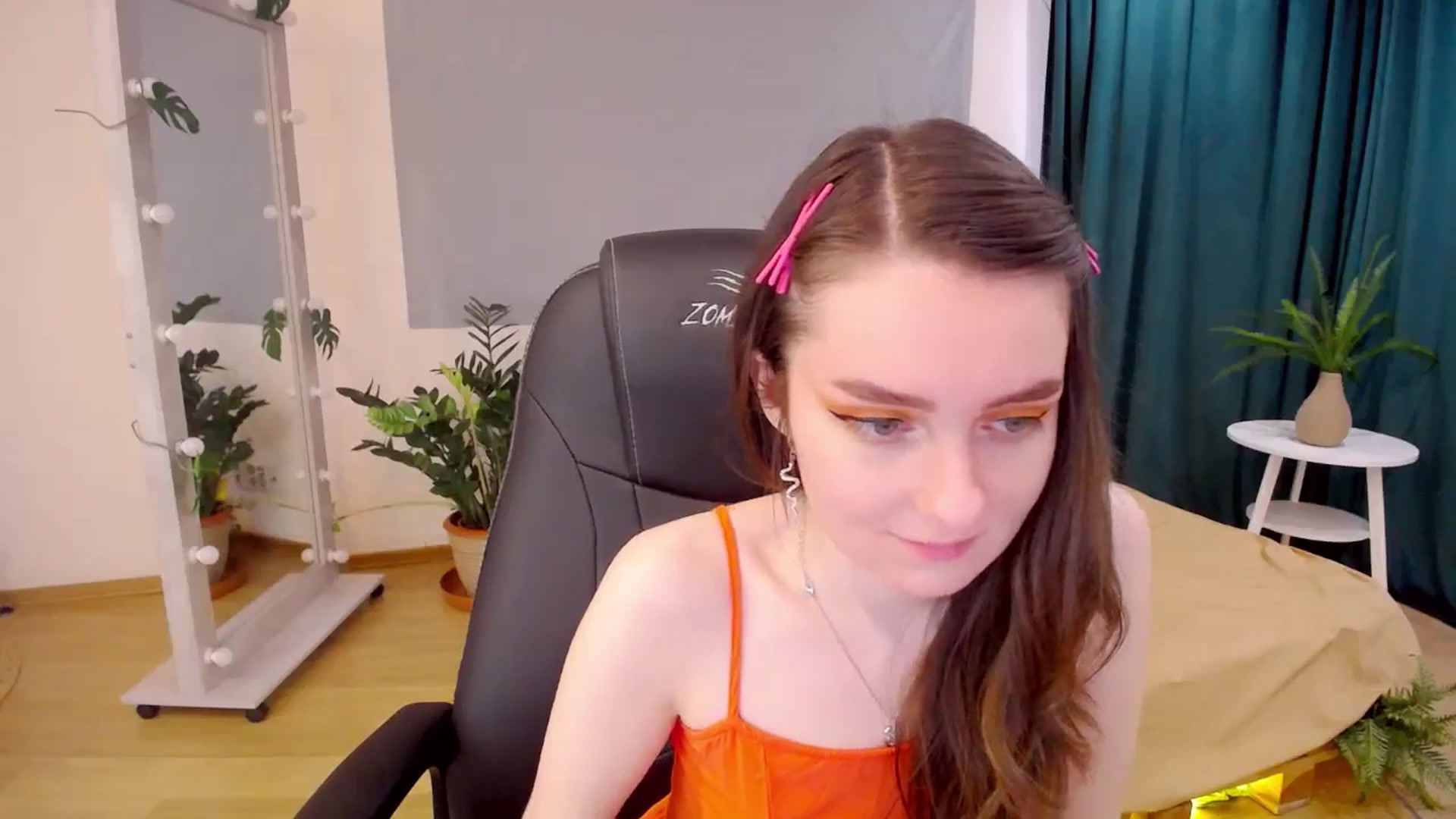 Gallery image thumbnail from Milim_Nava's myfreecams stream on, 06/29/2024, 12:12 image 8 of 20