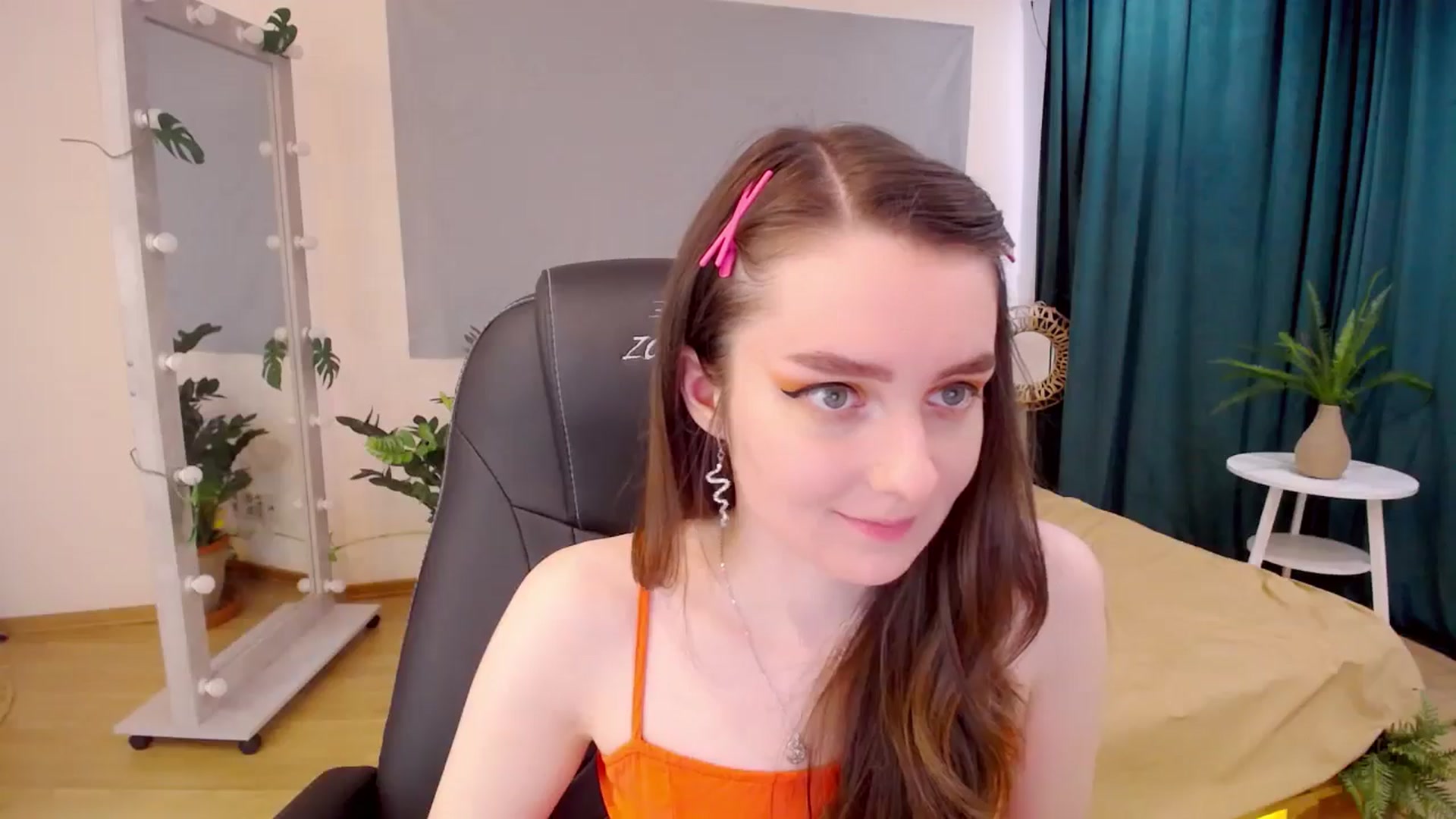 Gallery image thumbnail from Milim_Nava's myfreecams stream on, 06/29/2024, 12:12 image 9 of 20