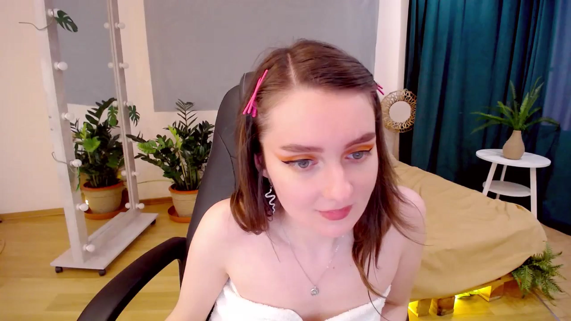 Gallery image thumbnail from Milim_Nava's myfreecams stream on, 06/29/2024, 16:47 image 15 of 20