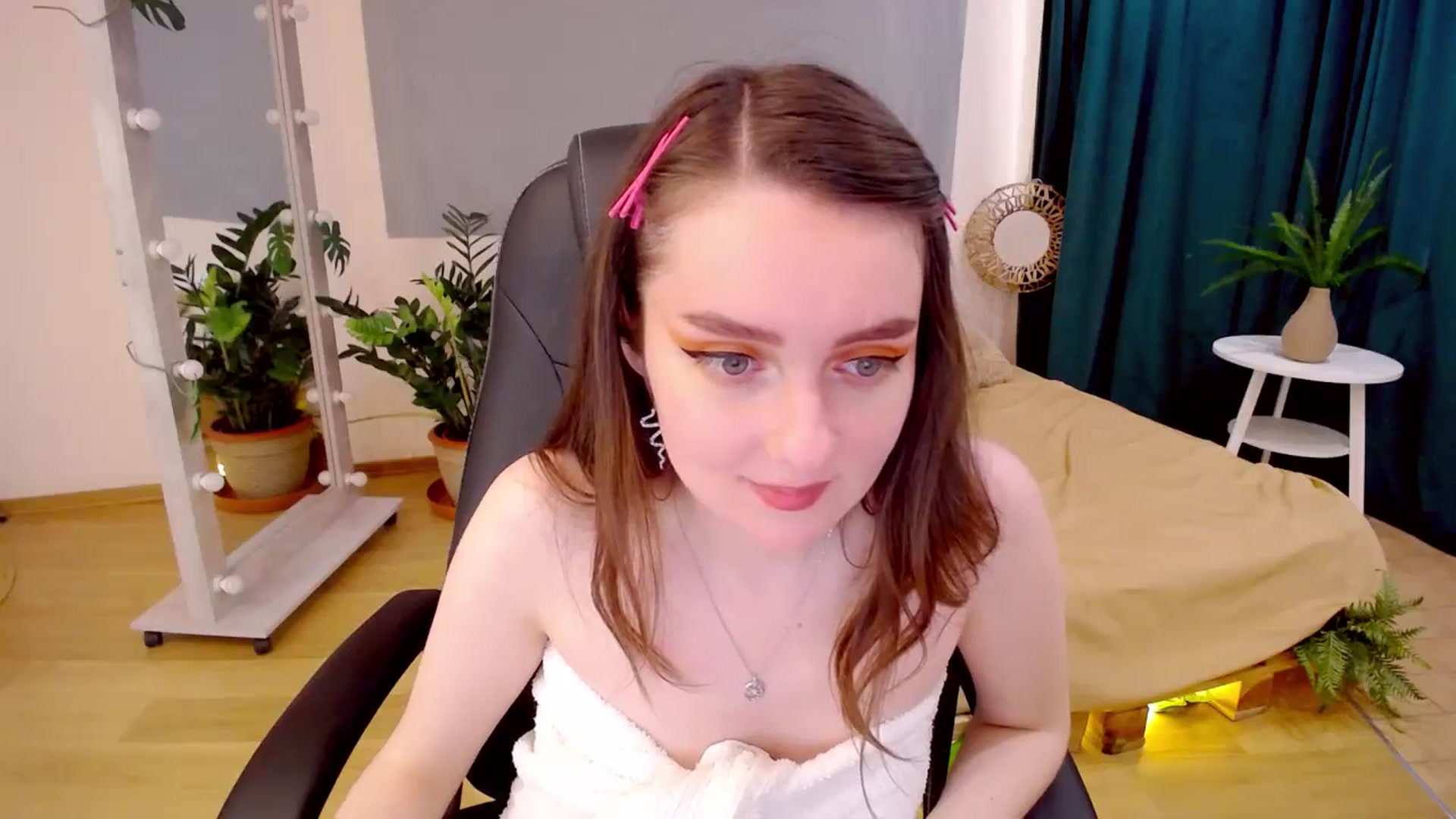Gallery image thumbnail from Milim_Nava's myfreecams stream on, 06/29/2024, 16:47 image 4 of 20