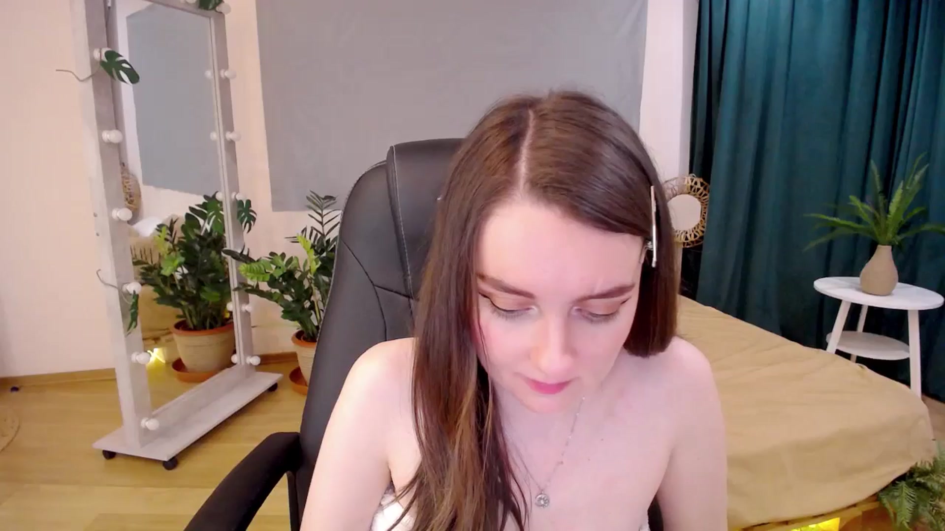 Gallery image thumbnail from Milim_Nava's myfreecams stream on, 06/30/2024, 09:26 image 17 of 20