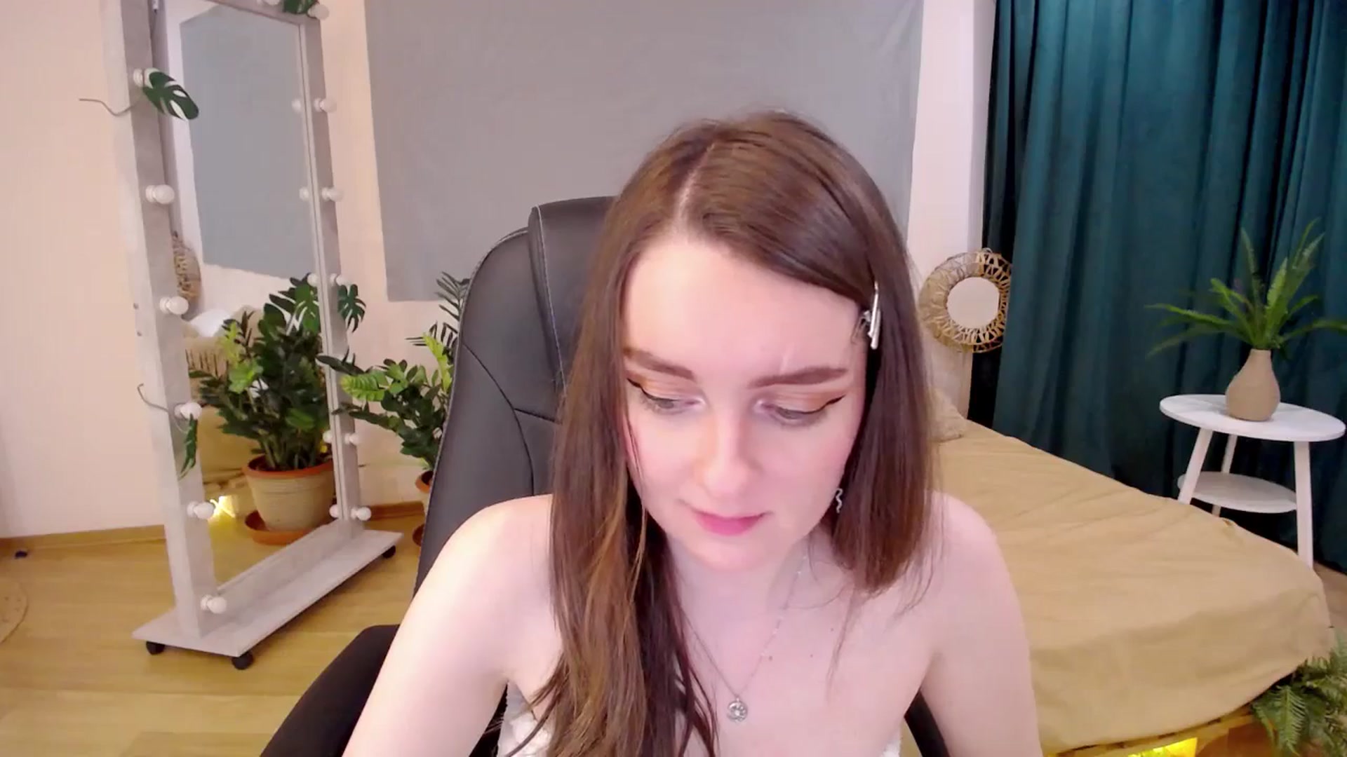 Gallery image thumbnail from Milim_Nava's myfreecams stream on, 06/30/2024, 09:26 image 15 of 20