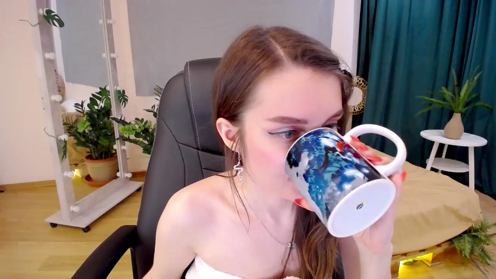 Gallery image thumbnail from Milim_Nava's myfreecams stream on, 07/02/2024, 07:59 image 18 of 20
