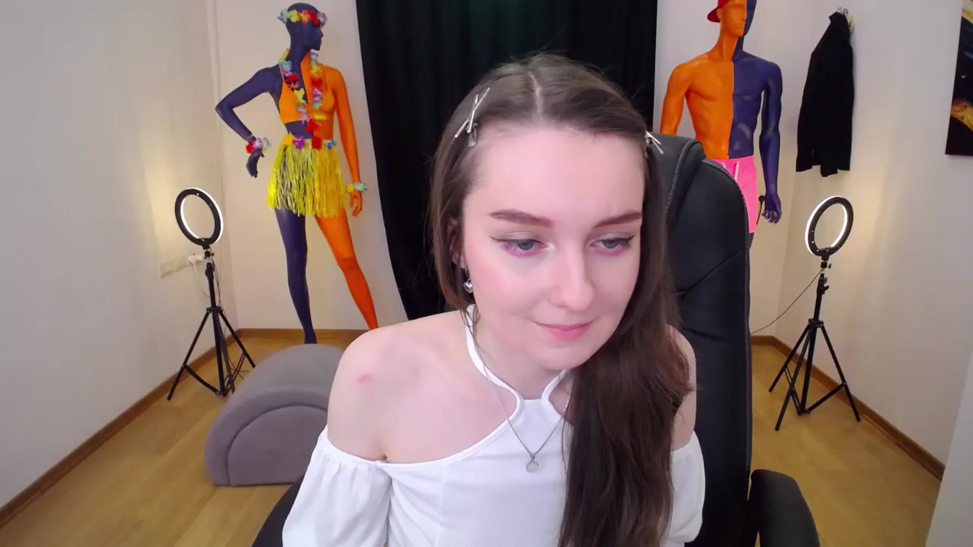 Gallery image thumbnail from Milim_Nava's myfreecams stream on, 07/06/2024, 12:02 image 17 of 20