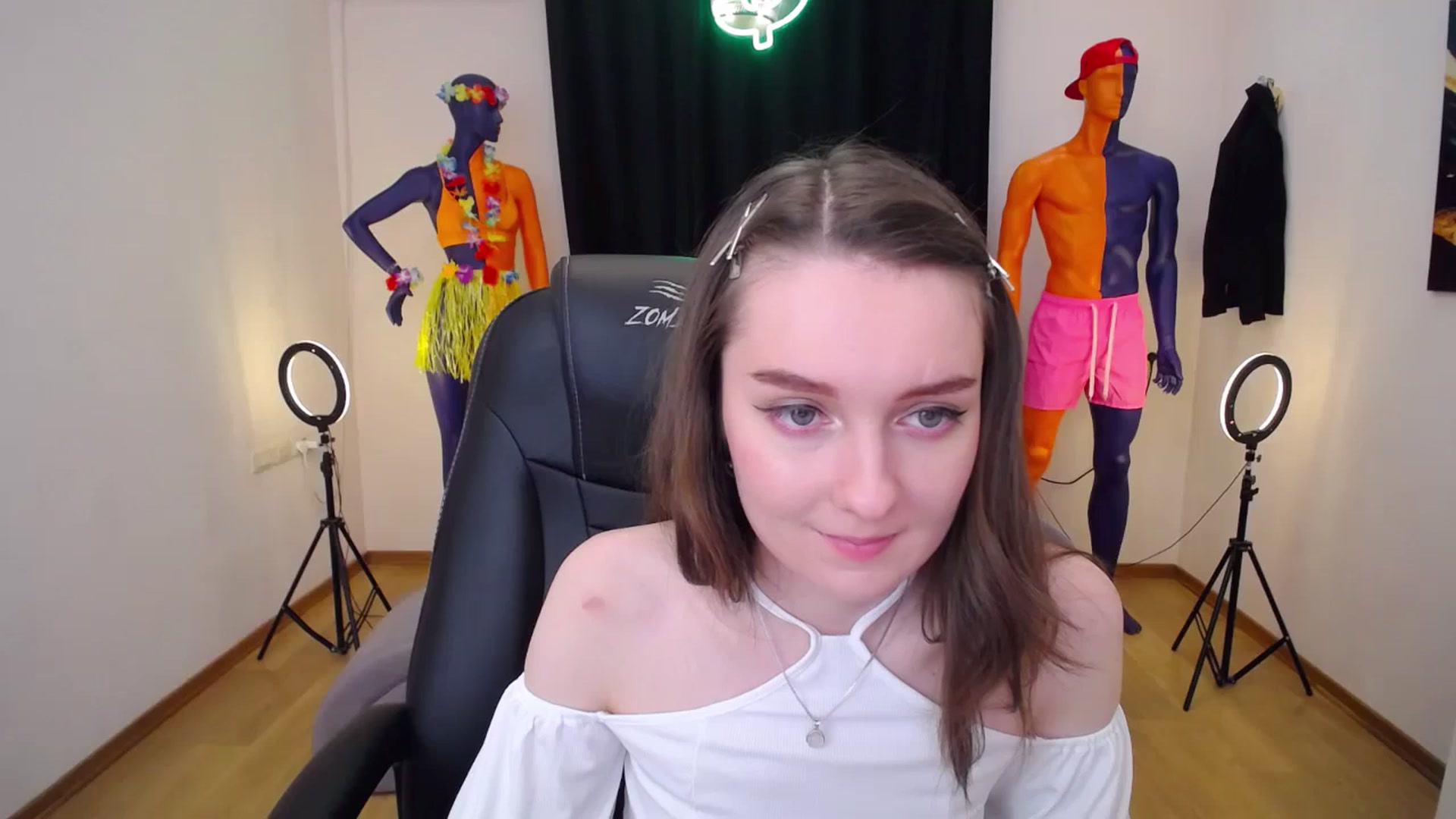 Gallery image thumbnail from Milim_Nava's myfreecams stream on, 07/06/2024, 12:22 image 16 of 20