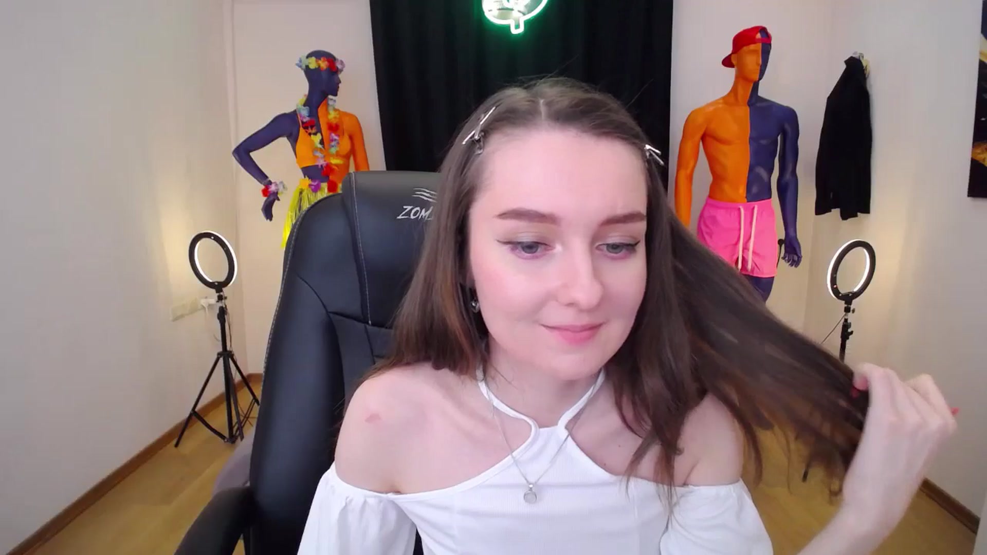Gallery image thumbnail from Milim_Nava's myfreecams stream on, 07/06/2024, 12:22 image 4 of 20