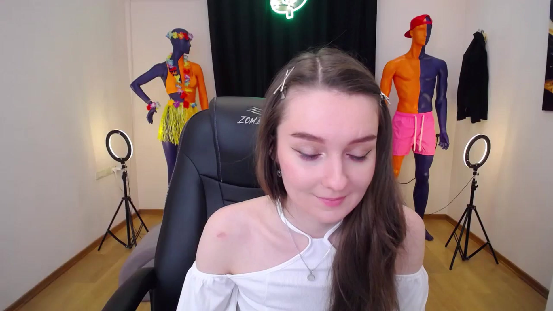 Gallery image thumbnail from Milim_Nava's myfreecams stream on, 07/06/2024, 12:22 image 8 of 20