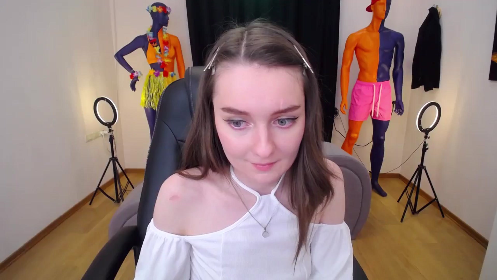Gallery image thumbnail from Milim_Nava's myfreecams stream on, 07/06/2024, 13:42 image 14 of 20