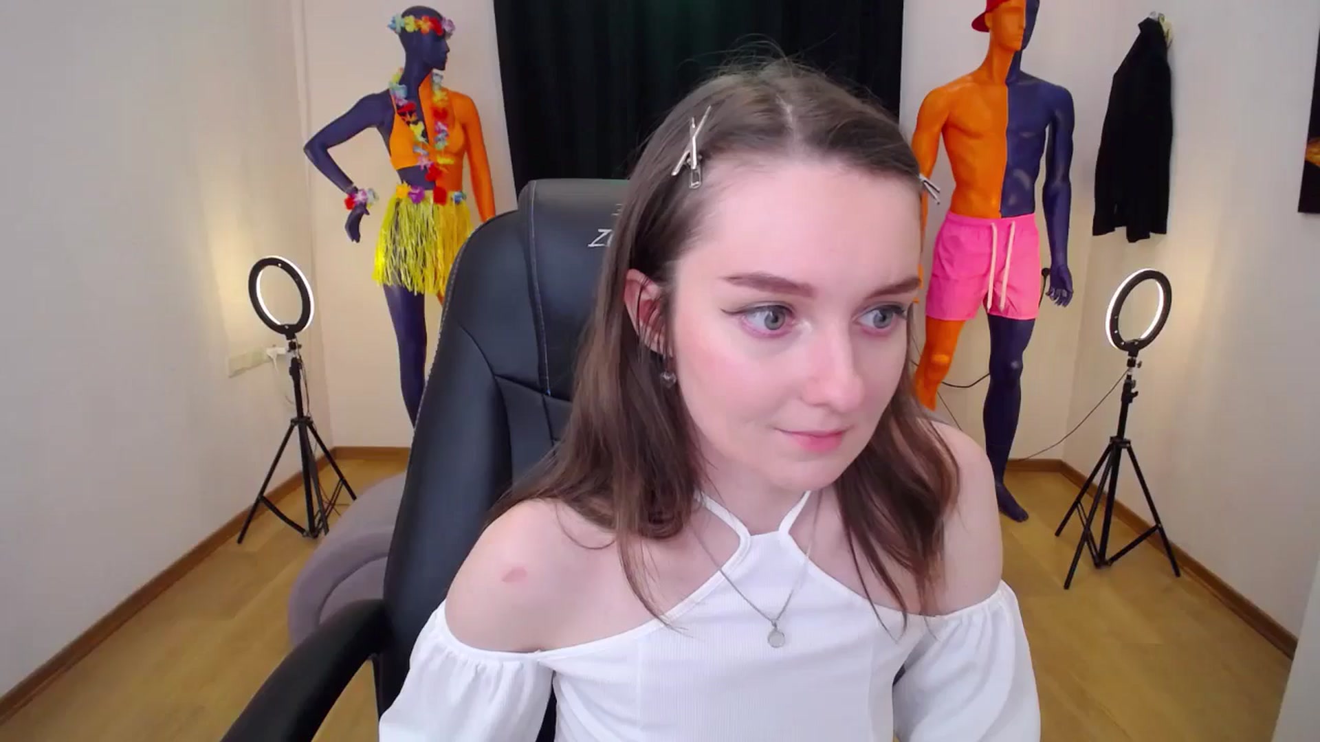 Gallery image thumbnail from Milim_Nava's myfreecams stream on, 07/06/2024, 13:42 image 18 of 20