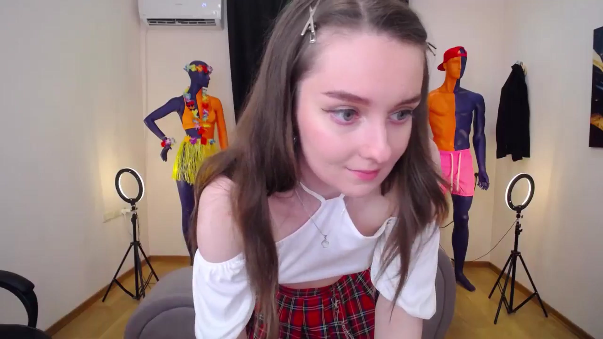 Gallery image thumbnail from Milim_Nava's myfreecams stream on, 07/06/2024, 13:42 image 13 of 20