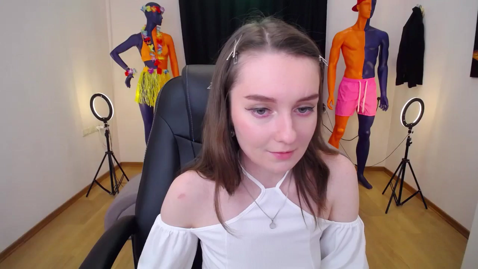 Gallery image thumbnail from Milim_Nava's myfreecams stream on, 07/06/2024, 13:42 image 17 of 20