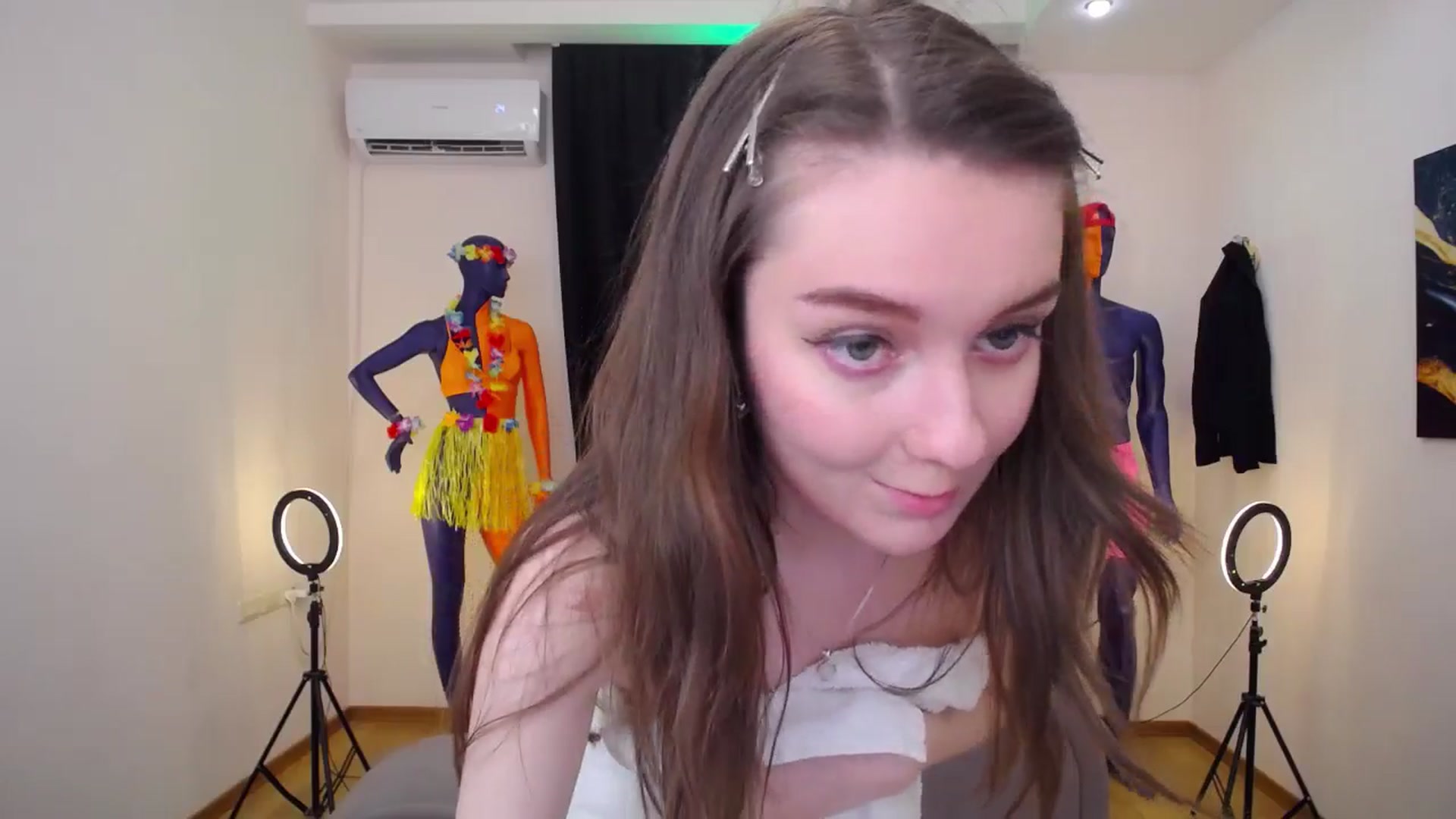 Gallery image thumbnail from Milim_Nava's myfreecams stream on, 07/06/2024, 15:10 image 18 of 20