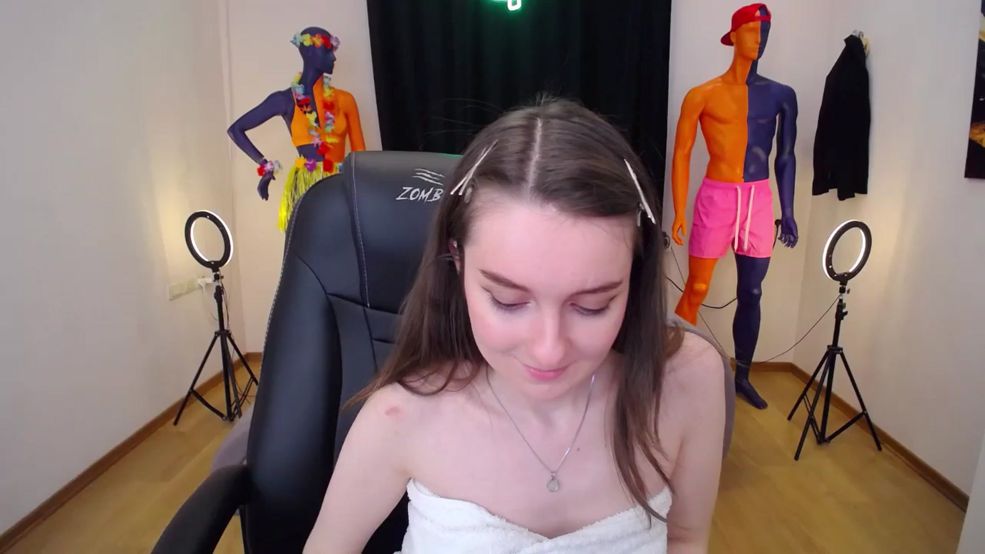 Gallery image thumbnail from Milim_Nava's myfreecams stream on, 07/06/2024, 15:10 image 12 of 20