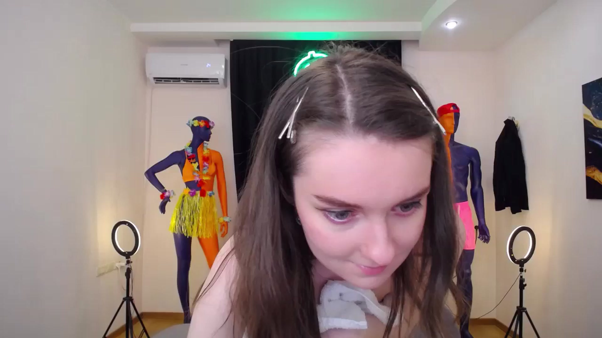 Gallery image thumbnail from Milim_Nava's myfreecams stream on, 07/06/2024, 15:10 image 14 of 20