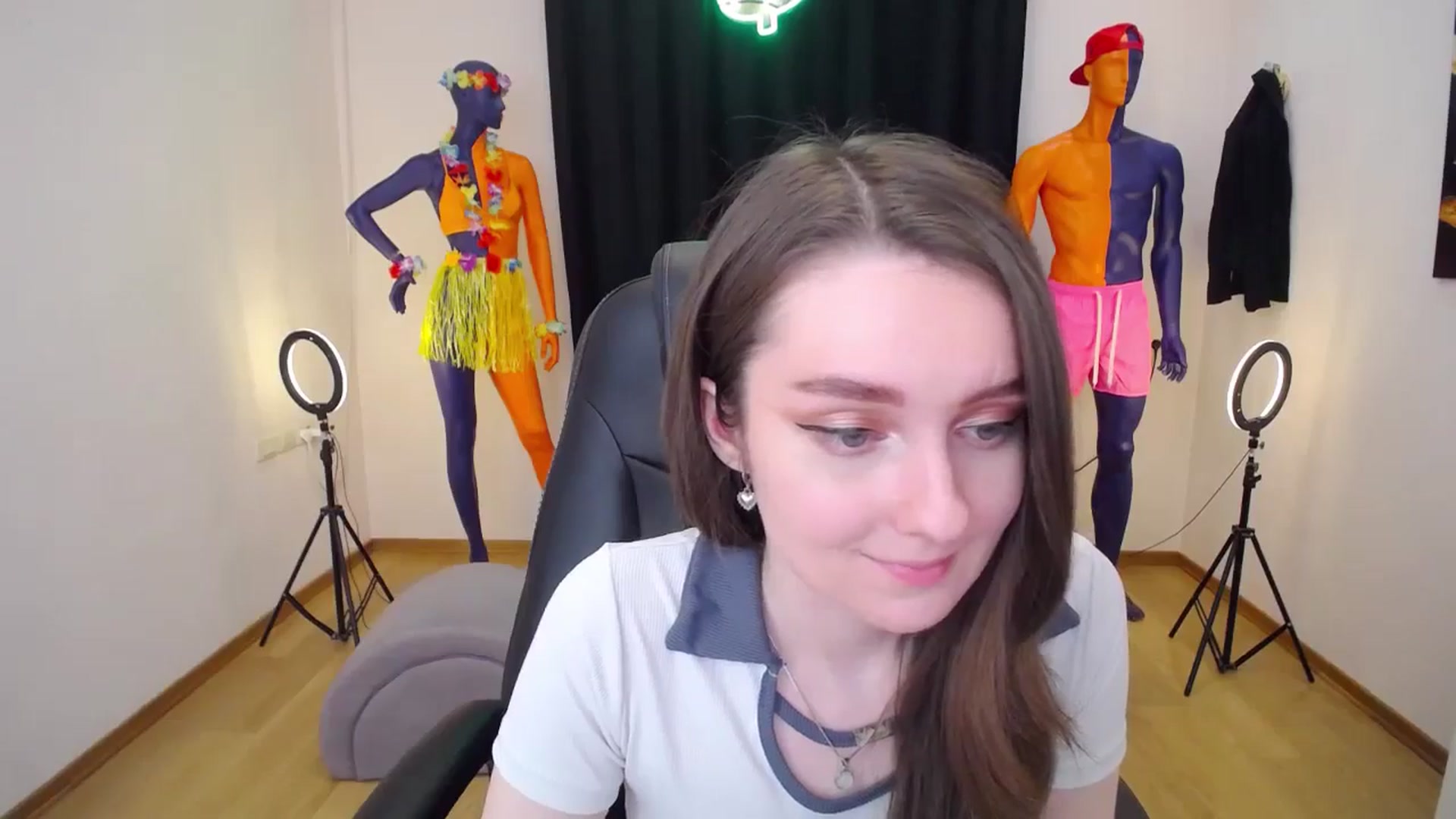 Gallery image thumbnail from Milim_Nava's myfreecams stream on, 07/07/2024, 14:03 image 4 of 20