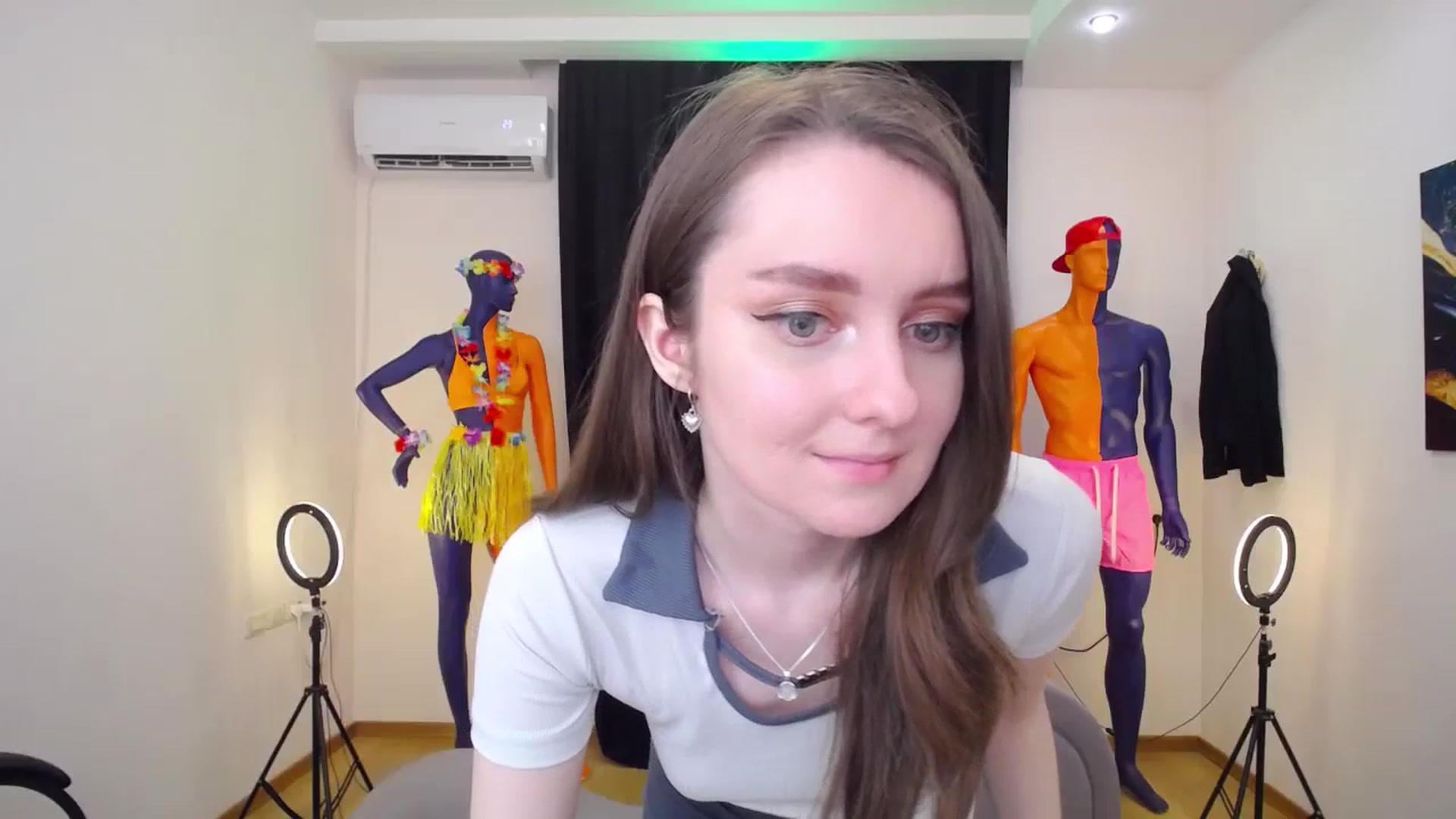 Gallery image thumbnail from Milim_Nava's myfreecams stream on, 07/07/2024, 14:03 image 5 of 20