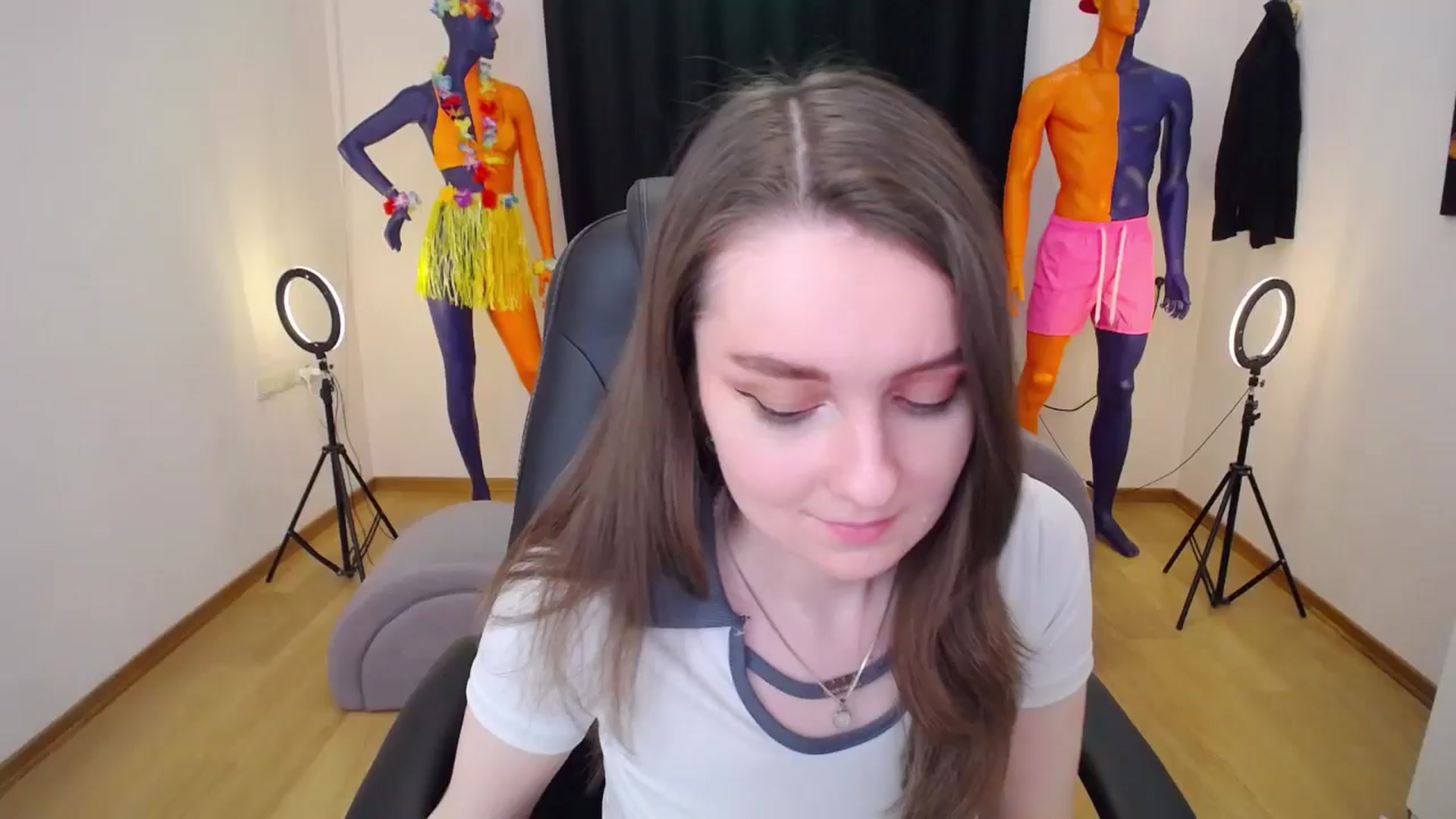 Gallery image thumbnail from Milim_Nava's myfreecams stream on, 07/07/2024, 14:03 image 1 of 20