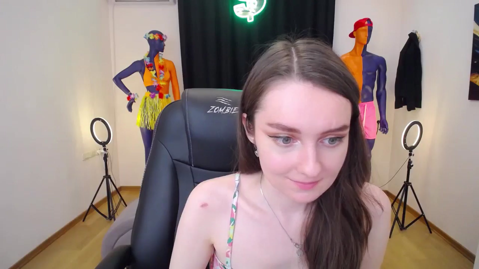 Gallery image thumbnail from Milim_Nava's myfreecams stream on, 07/07/2024, 14:45 image 5 of 20