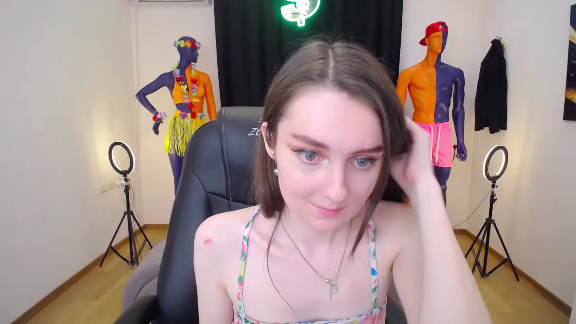 Gallery image thumbnail from Milim_Nava's myfreecams stream on, 07/07/2024, 14:45 image 1 of 20