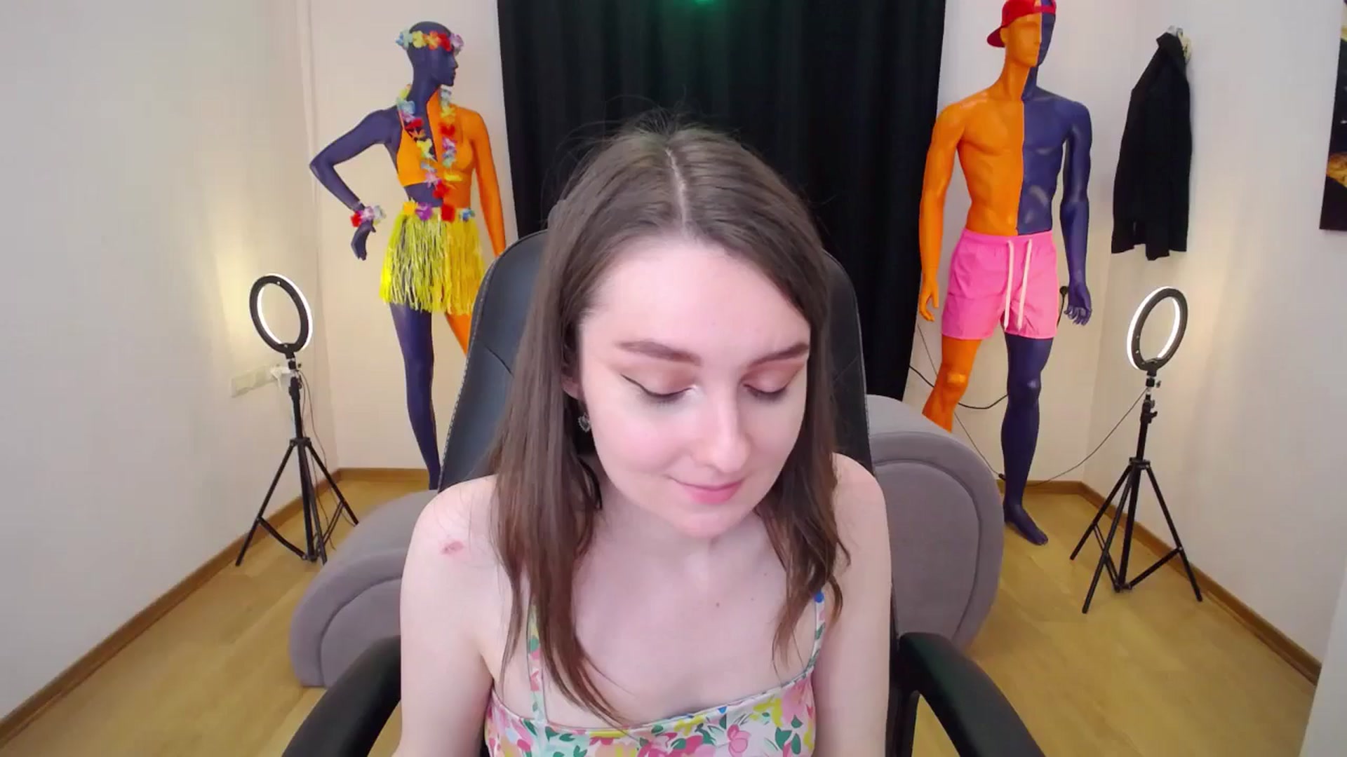 Gallery image thumbnail from Milim_Nava's myfreecams stream on, 07/07/2024, 14:45 image 18 of 20