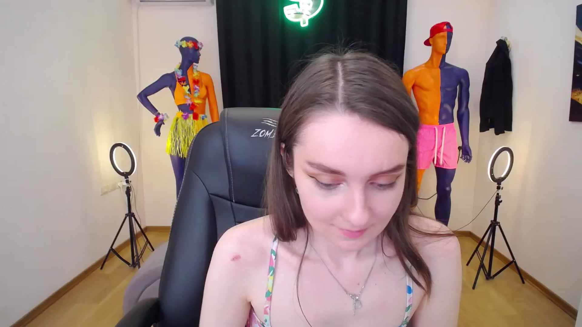 Gallery image thumbnail from Milim_Nava's myfreecams stream on, 07/07/2024, 14:45 image 3 of 20