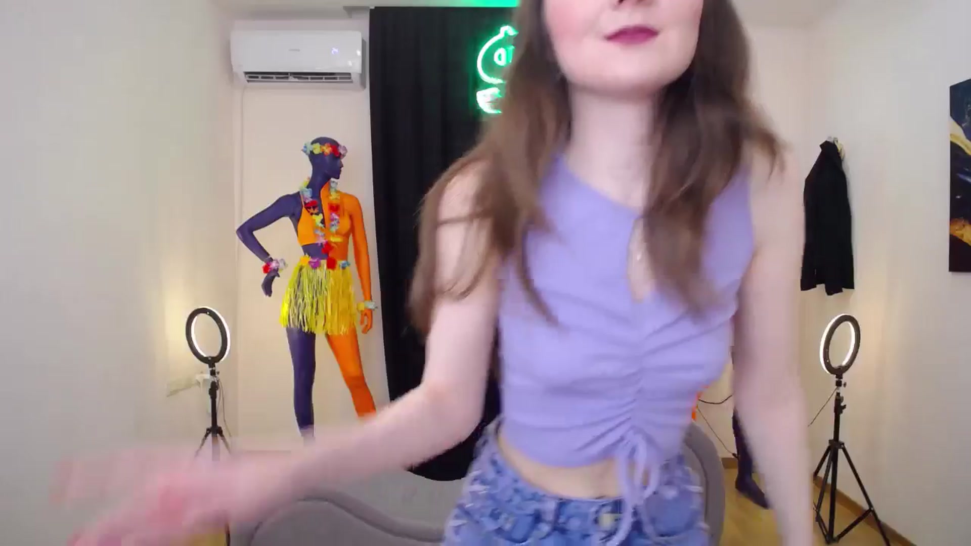Gallery image thumbnail from Milim_Nava's myfreecams stream on, 07/08/2024, 10:37 image 8 of 20