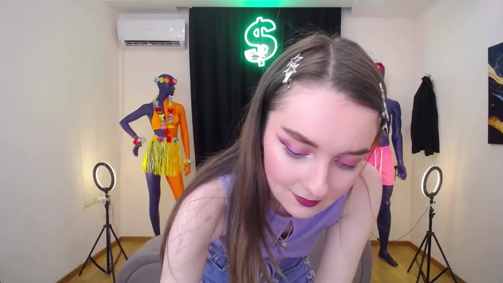 Gallery image thumbnail from Milim_Nava's myfreecams stream on, 07/08/2024, 12:46 image 15 of 20
