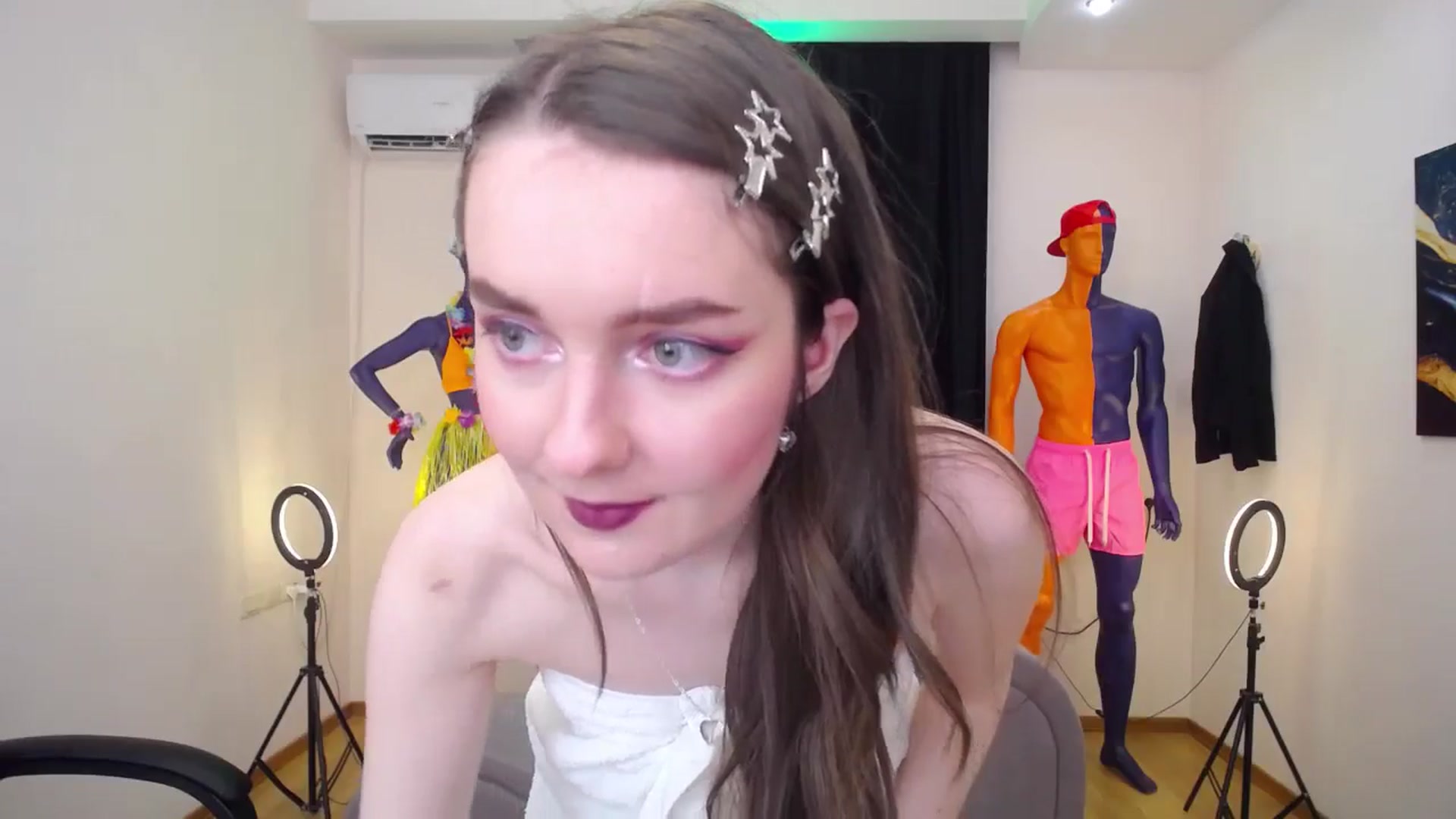 Gallery image thumbnail from Milim_Nava's myfreecams stream on, 07/08/2024, 14:29 image 4 of 20