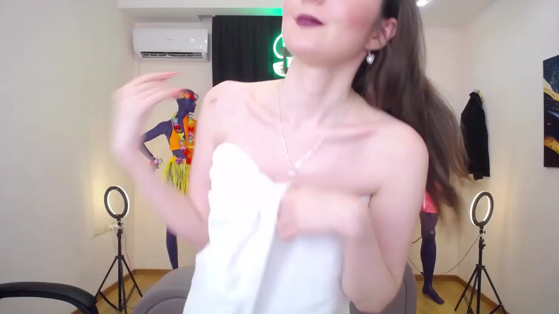 Gallery image thumbnail from Milim_Nava's myfreecams stream on, 07/08/2024, 14:29 image 1 of 20