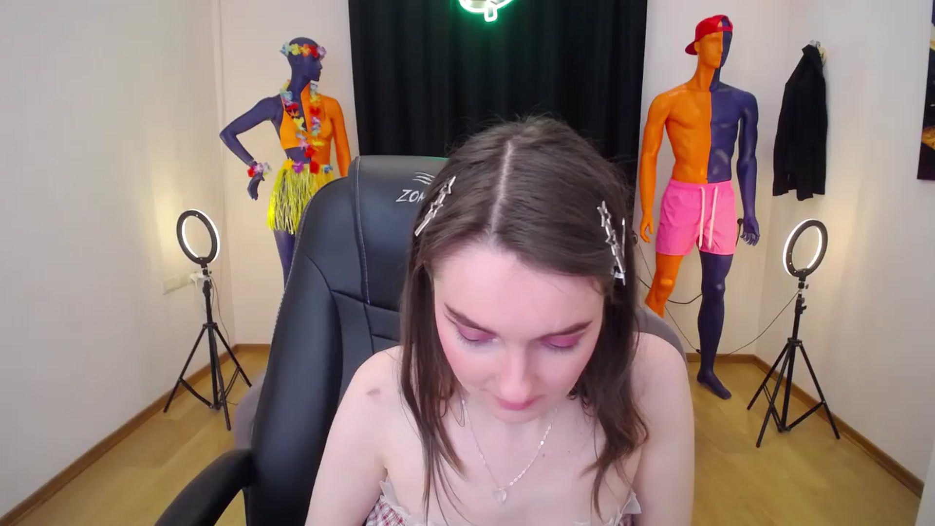 Gallery image thumbnail from Milim_Nava's myfreecams stream on, 07/08/2024, 17:02 image 20 of 20