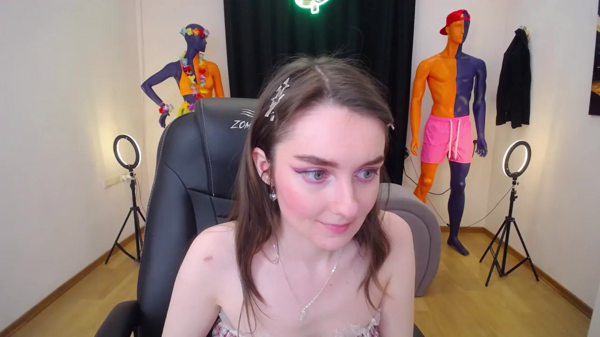 Gallery image thumbnail from Milim_Nava's myfreecams stream on, 07/08/2024, 17:02 image 18 of 20